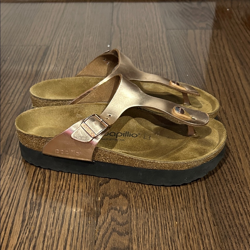 Birkenstock bronze platform Papillio thong flip flop sandals sz 7